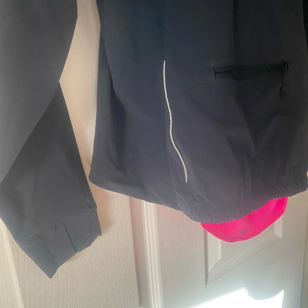 Specialized Women's Deflect™ Hybrid Jacket Medium - Picture 7 of 10